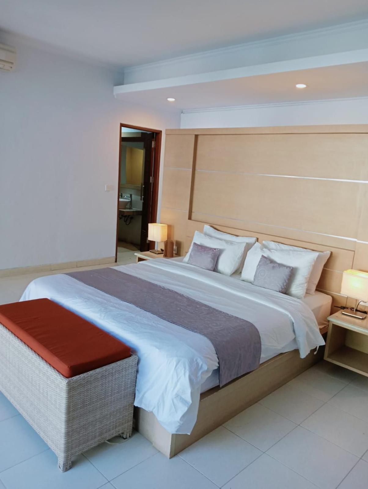 Glisten Up Villa Beach Side Sanur! Exterior foto