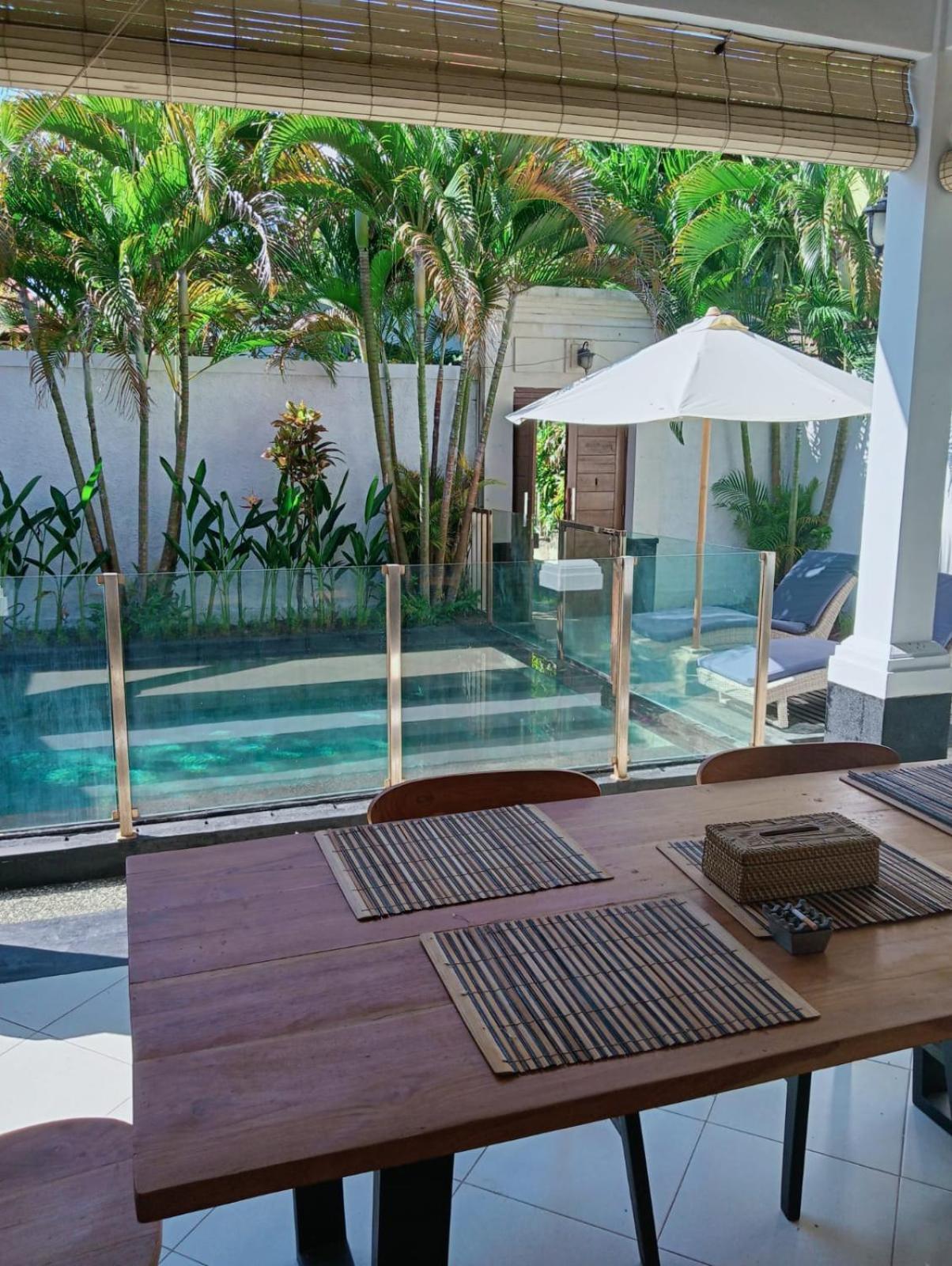 Glisten Up Villa Beach Side Sanur! Exterior foto