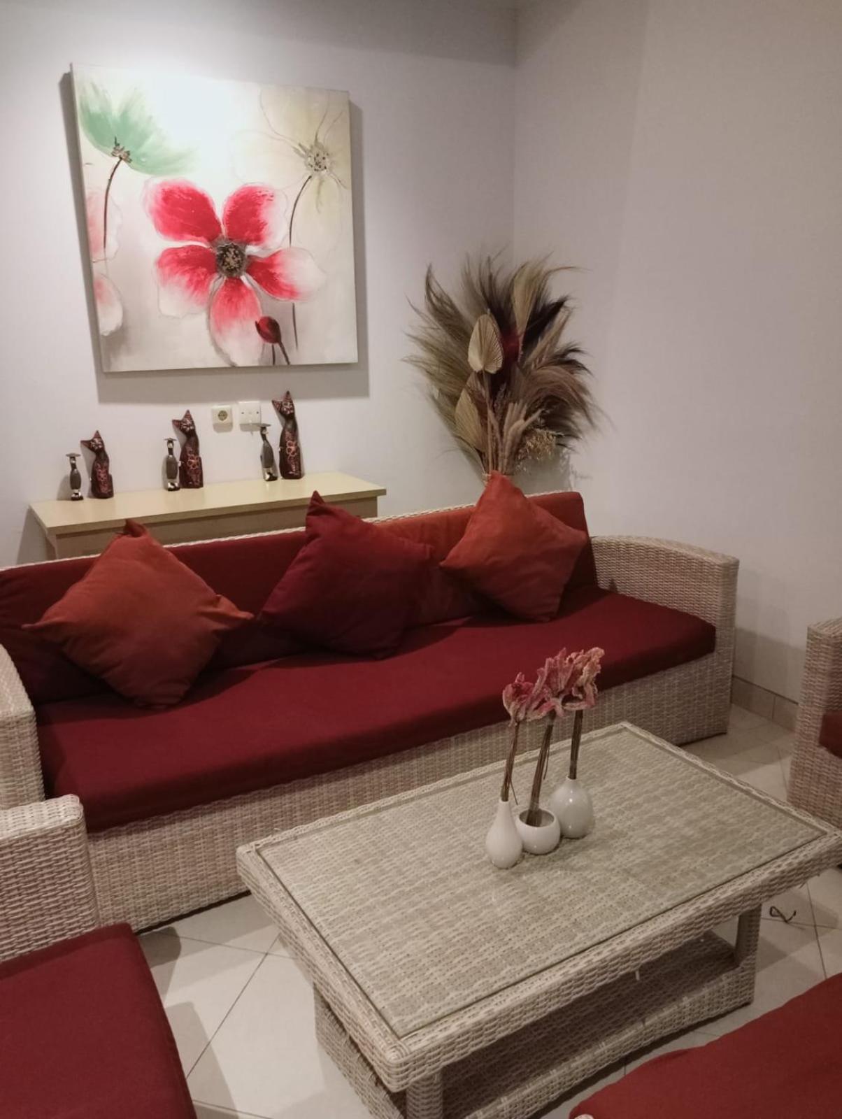 Glisten Up Villa Beach Side Sanur! Exterior foto