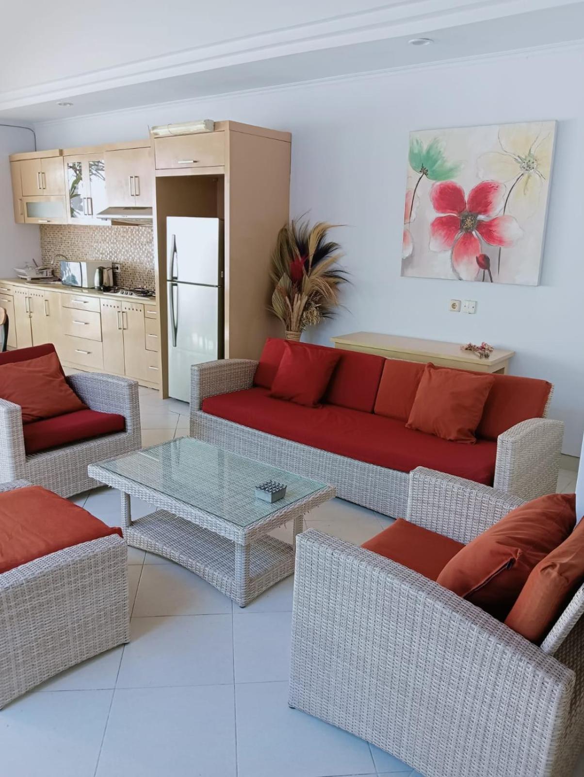 Glisten Up Villa Beach Side Sanur! Exterior foto